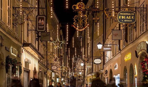 Salzburg Stadtleben Getreidegasse