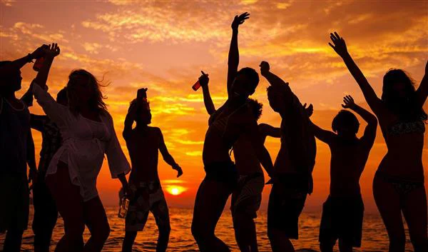 Izmir Night Life Clubs