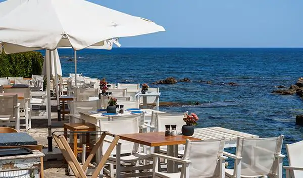 Zakynthos Night Life Scloubou’s Tavern