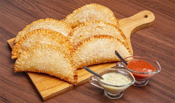 Curaçao Küche Pastechi