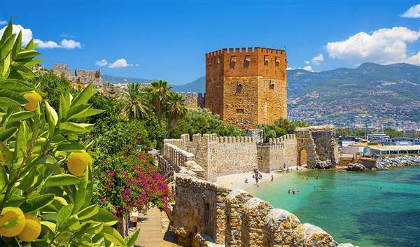 Alanya Kultur Roter Turm