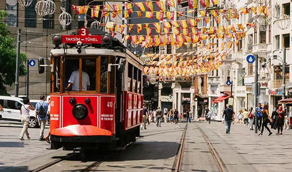 Istanbul City Life Istiklal Avenue